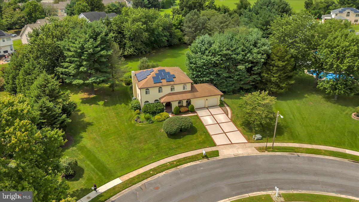 50 Wayside Road Property Photo 32