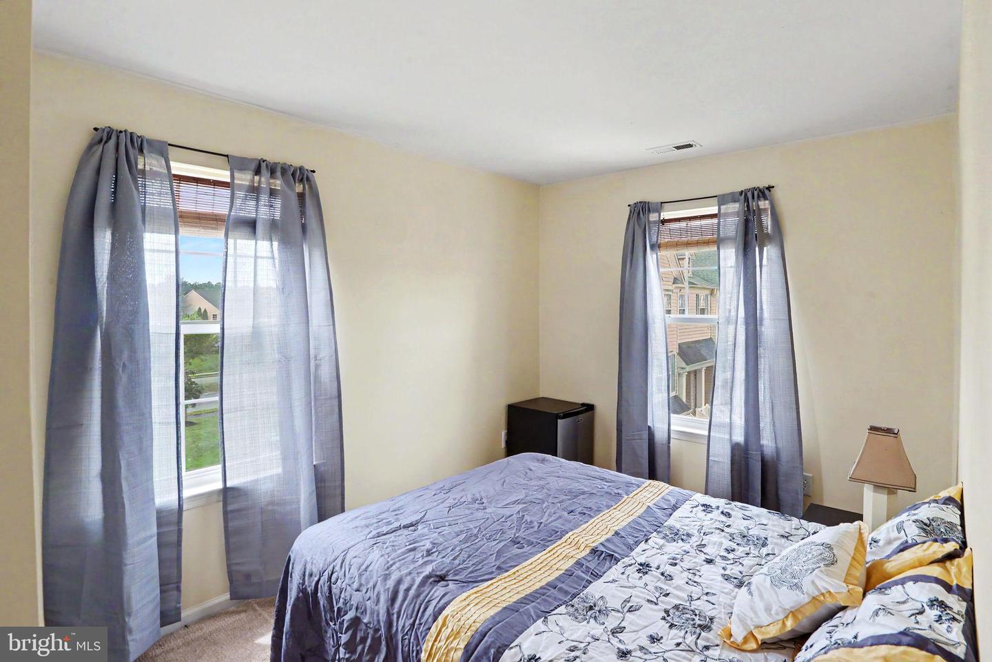 73 Tailor Lane Property Photo 20
