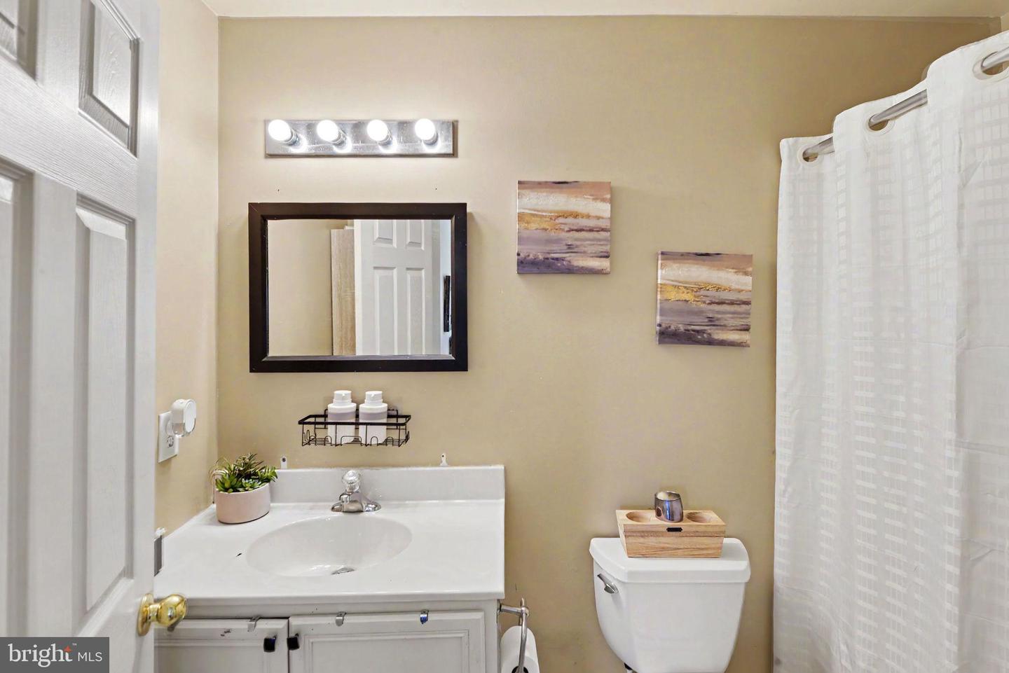 73 Tailor Lane Property Photo 22