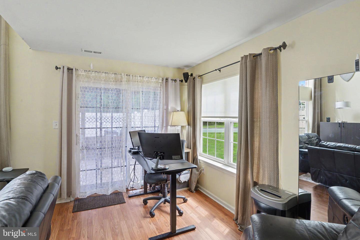 73 Tailor Lane Property Photo 33
