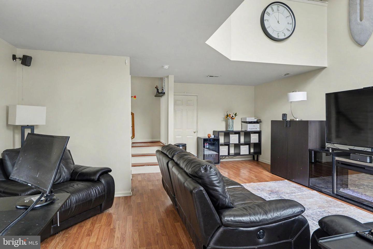 73 Tailor Lane Property Photo 34