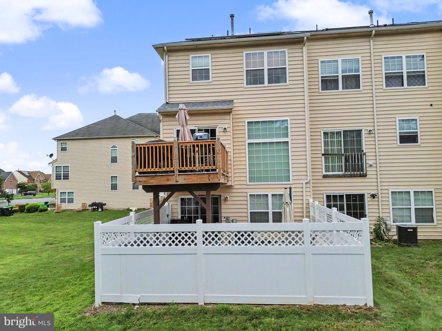 73 Tailor Lane Property Photo 45