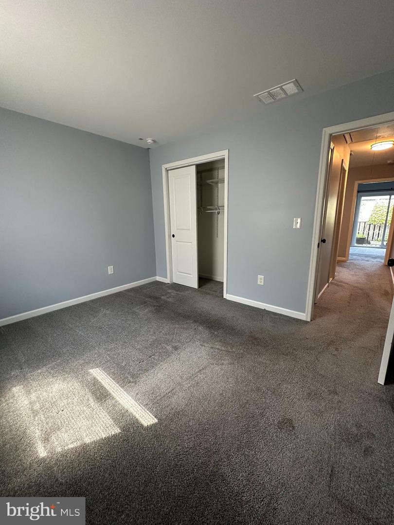 18 Harrington Ln Property Photo 9