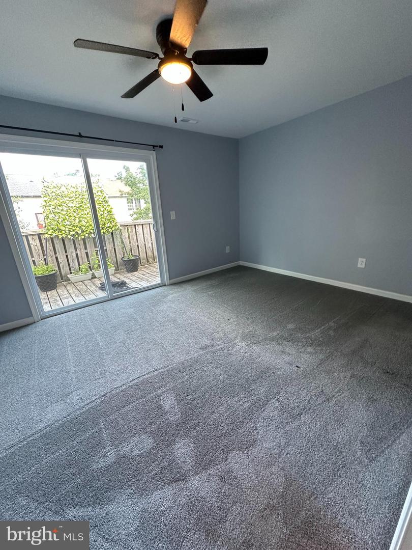 18 Harrington Ln Property Photo 10