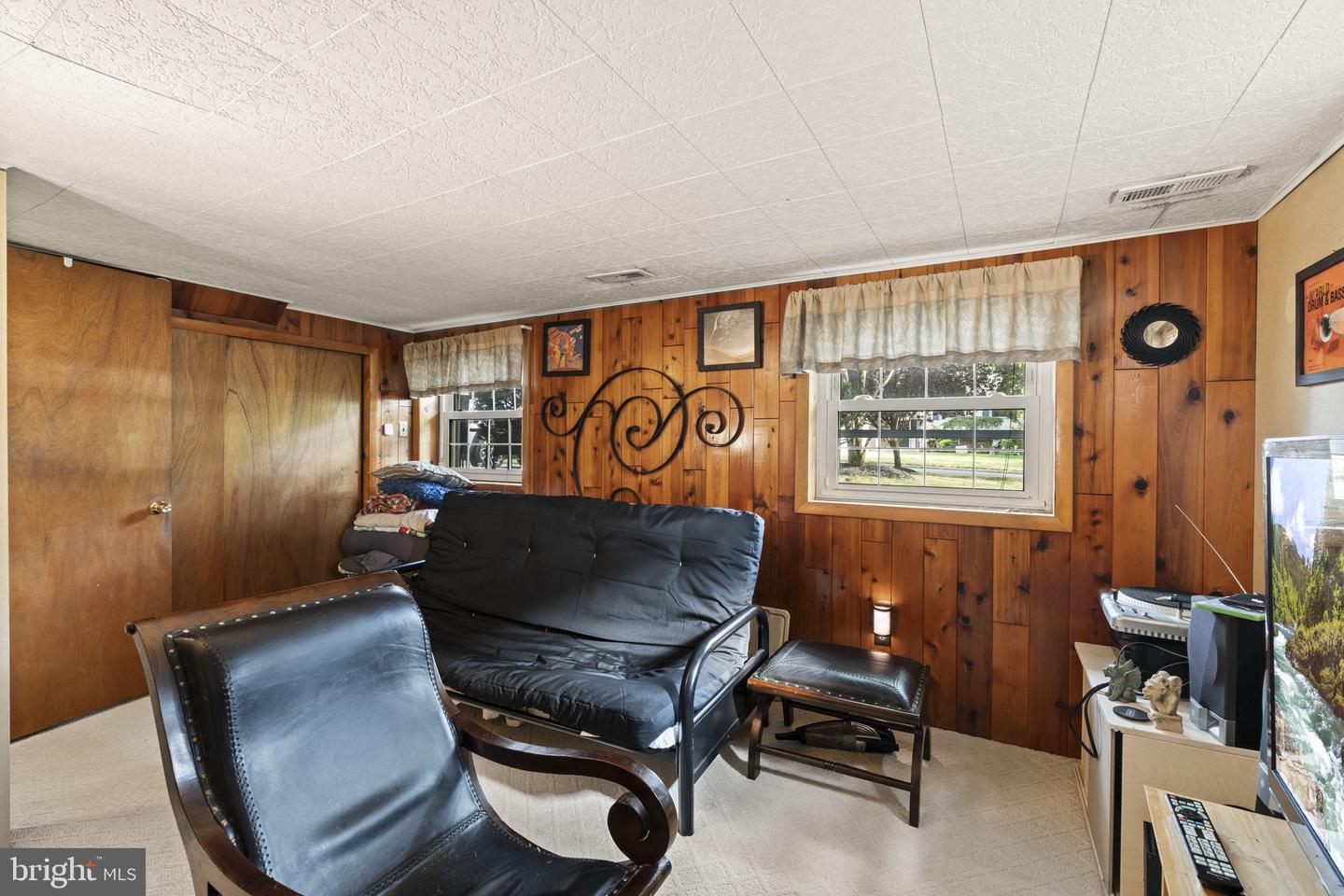 240 Winding Way Rd Property Photo 26