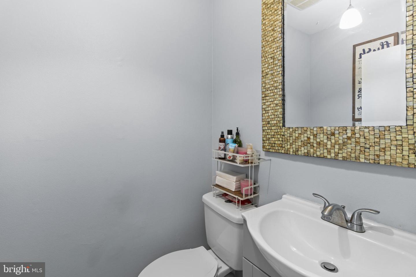 40 Chippenham Dr Property Photo 26