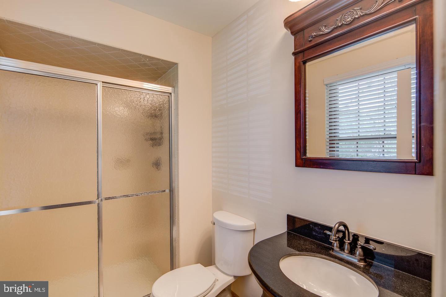723 Kings Croft Property Photo 4