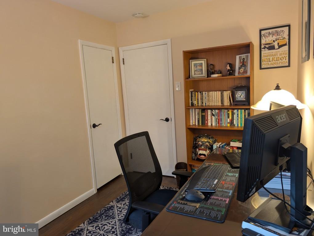 8 Conard Ave #main Level Unit Property Photo 15