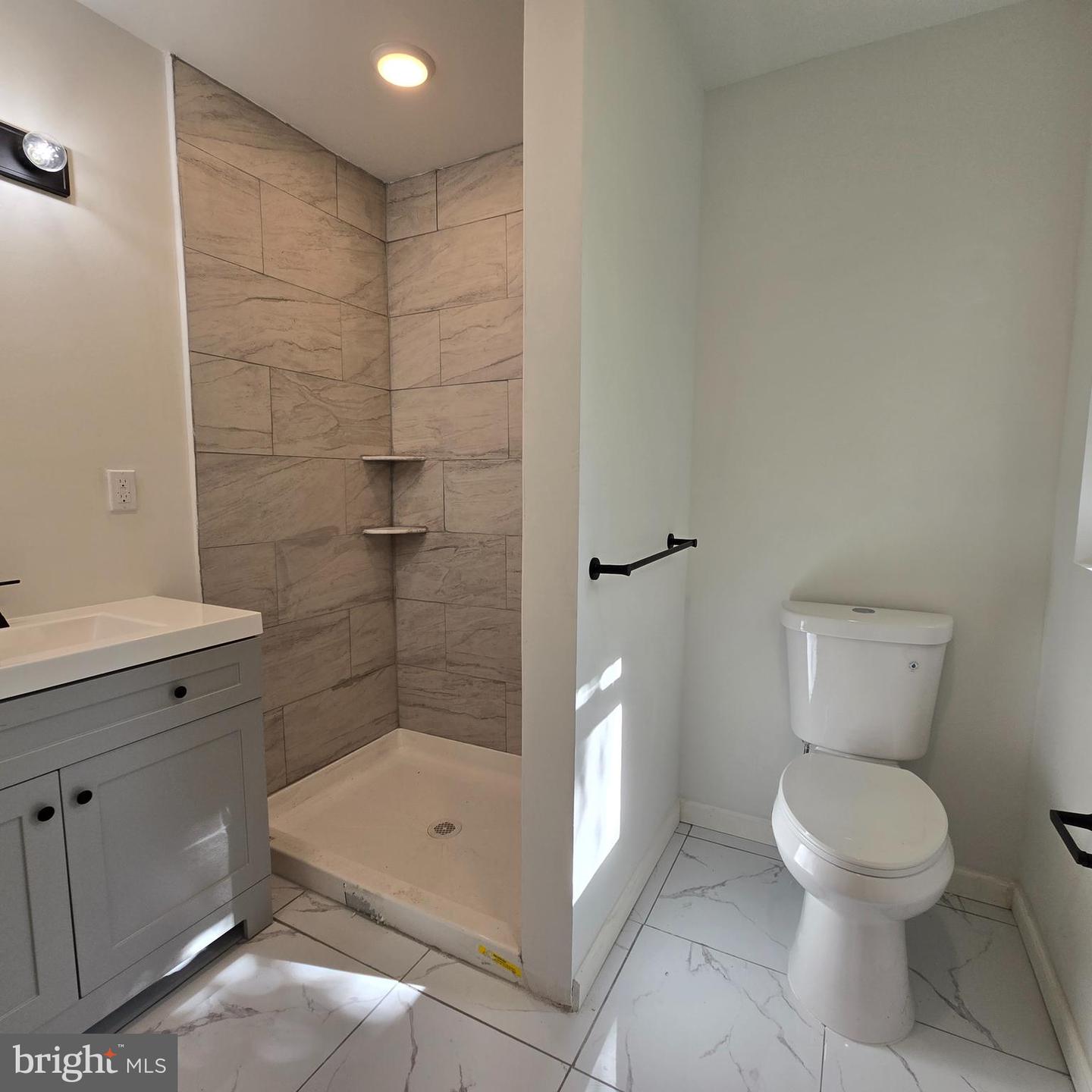 38 Richards Ave Property Photo 24
