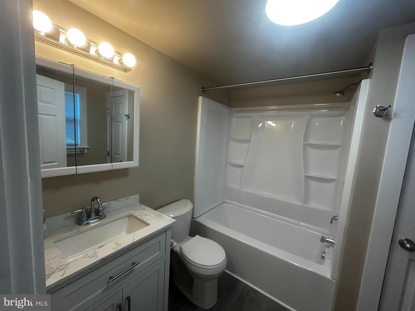 552 Sickler Ave Property Photo 9