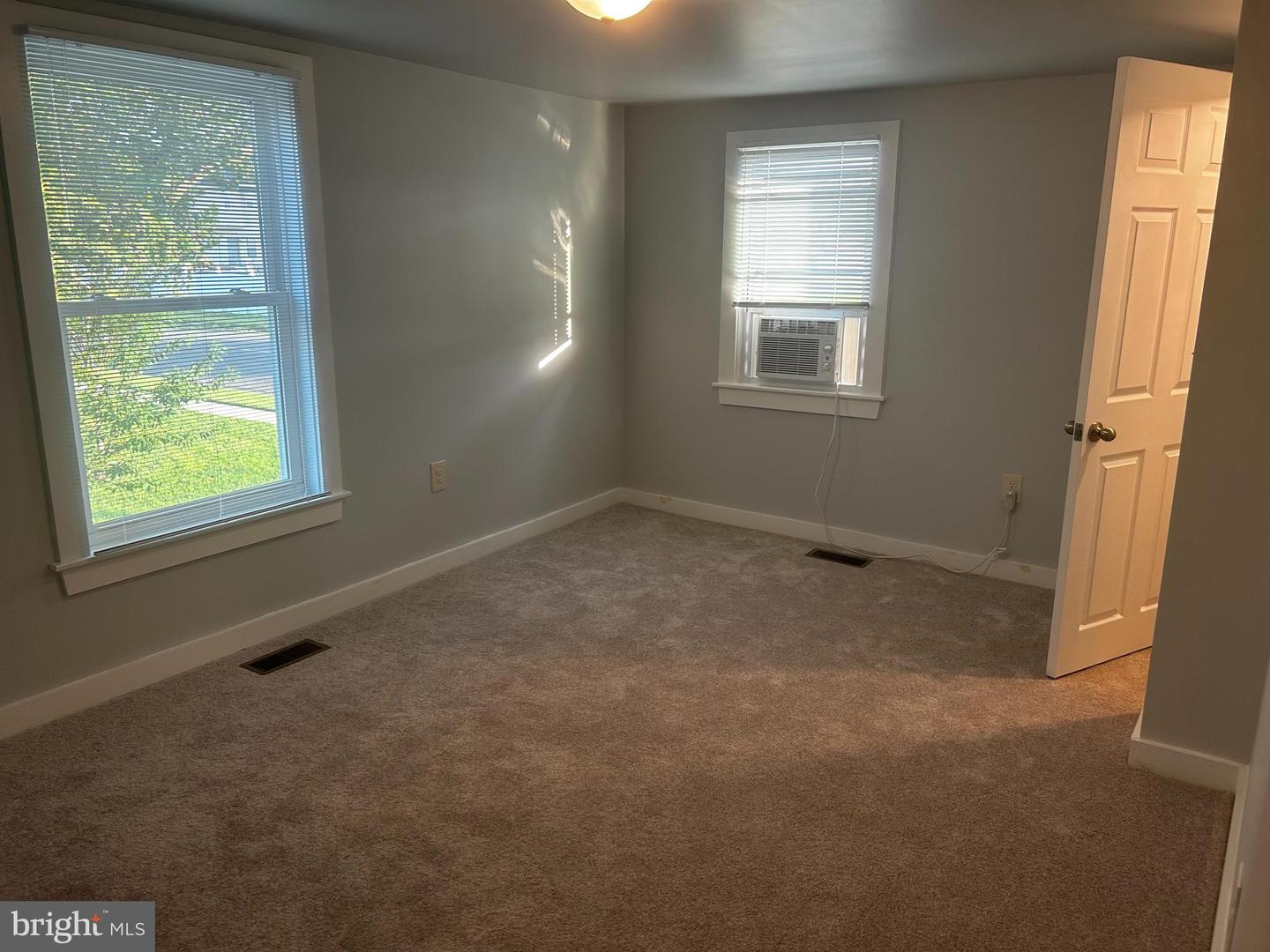 552 Sickler Ave Property Photo 11