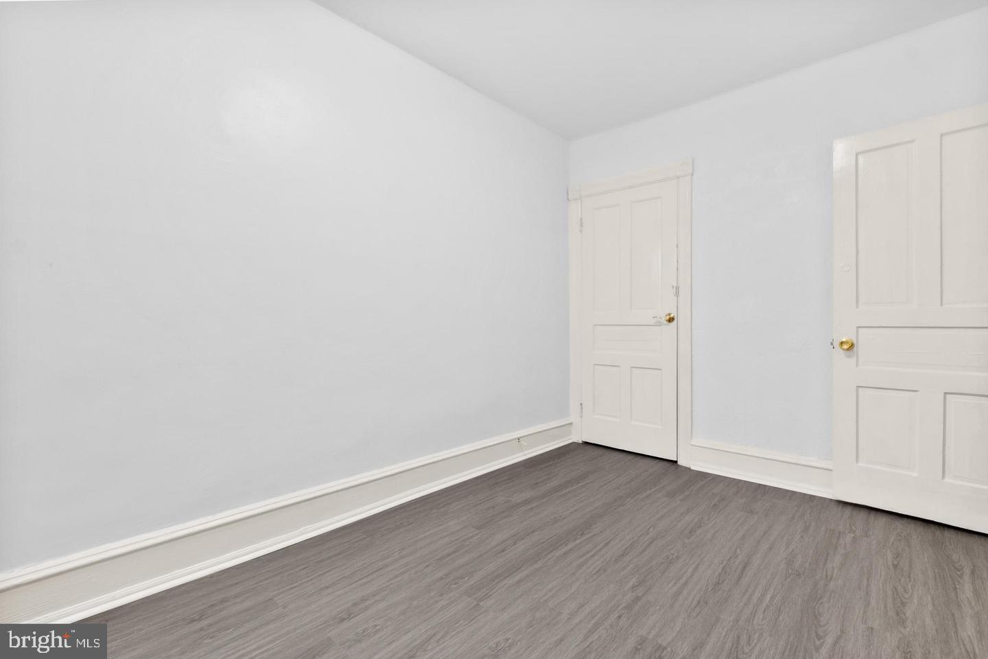 344 Middlesex St Property Photo 14