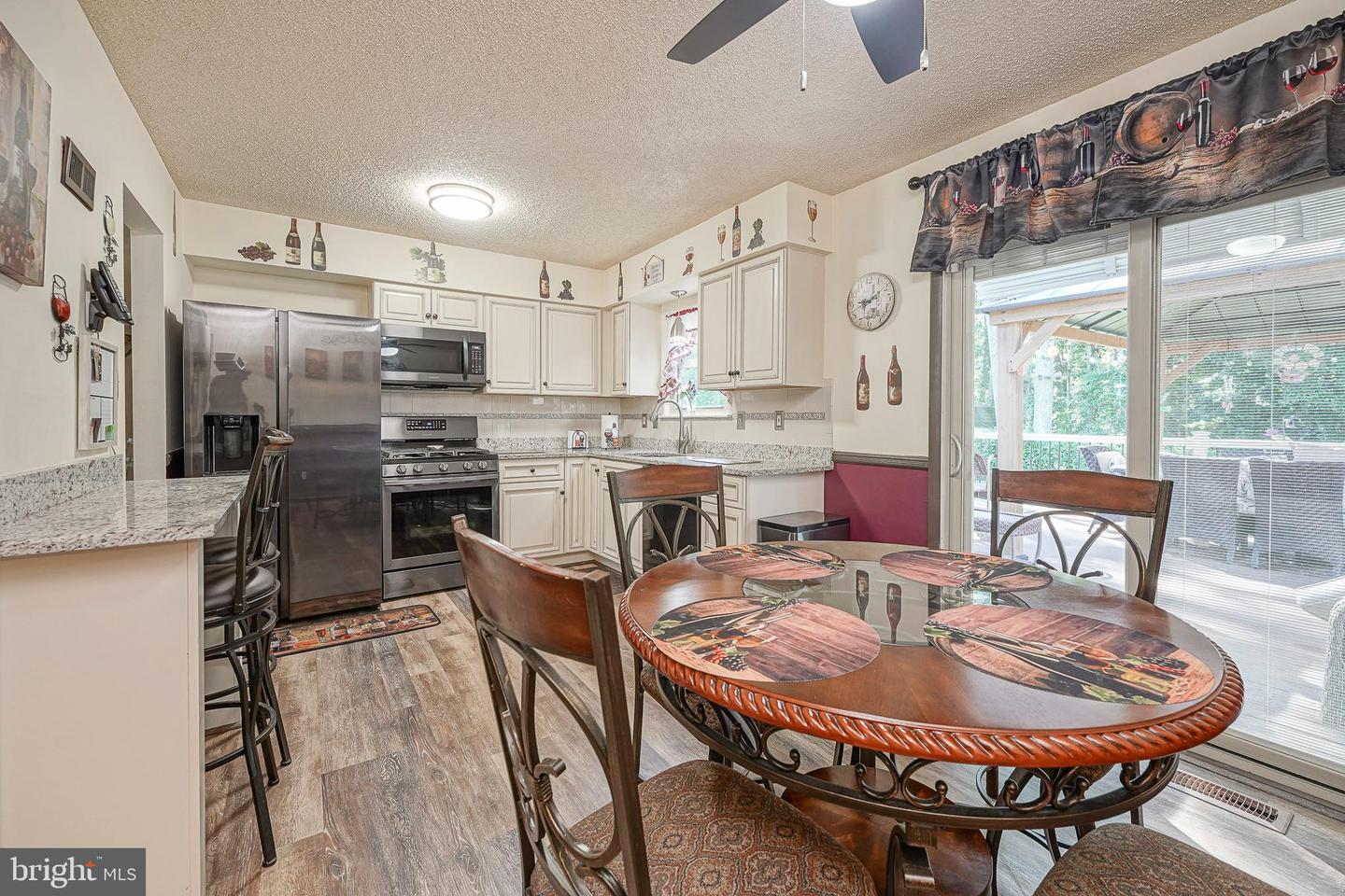38 Winfield Rd Property Photo 12