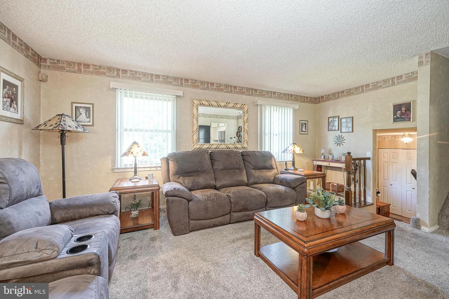 38 Winfield Rd Property Photo 13
