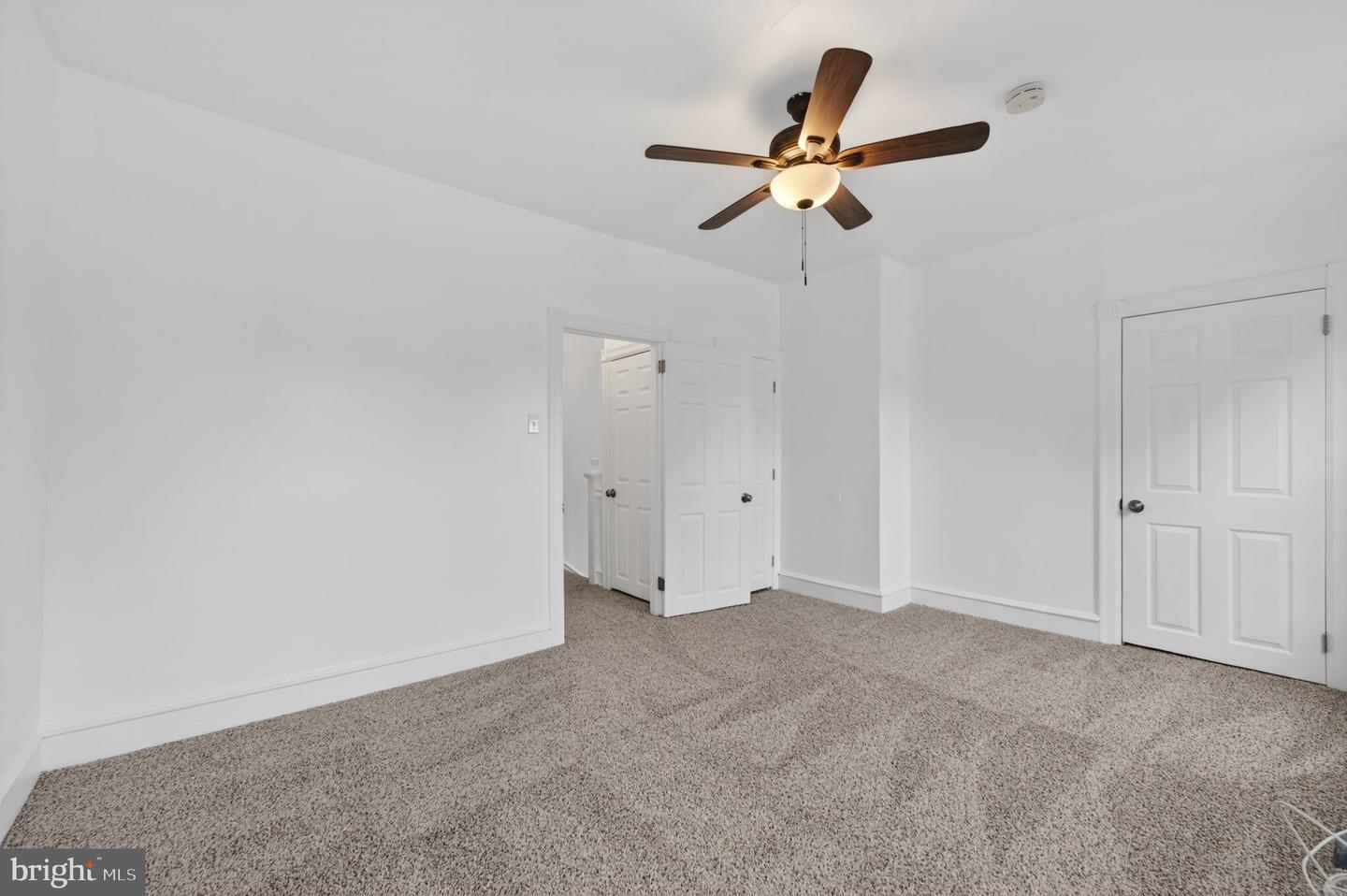 302 Sloan Ave Property Photo 13