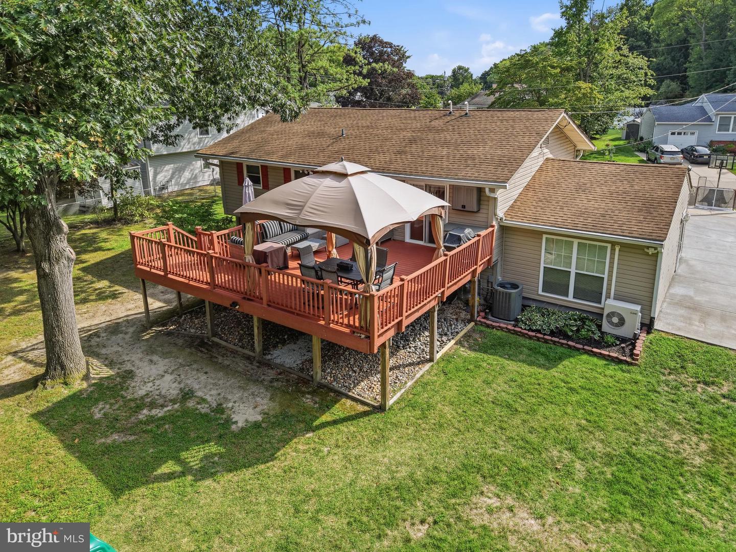 2 Woodhaven Rd Property Photo 26