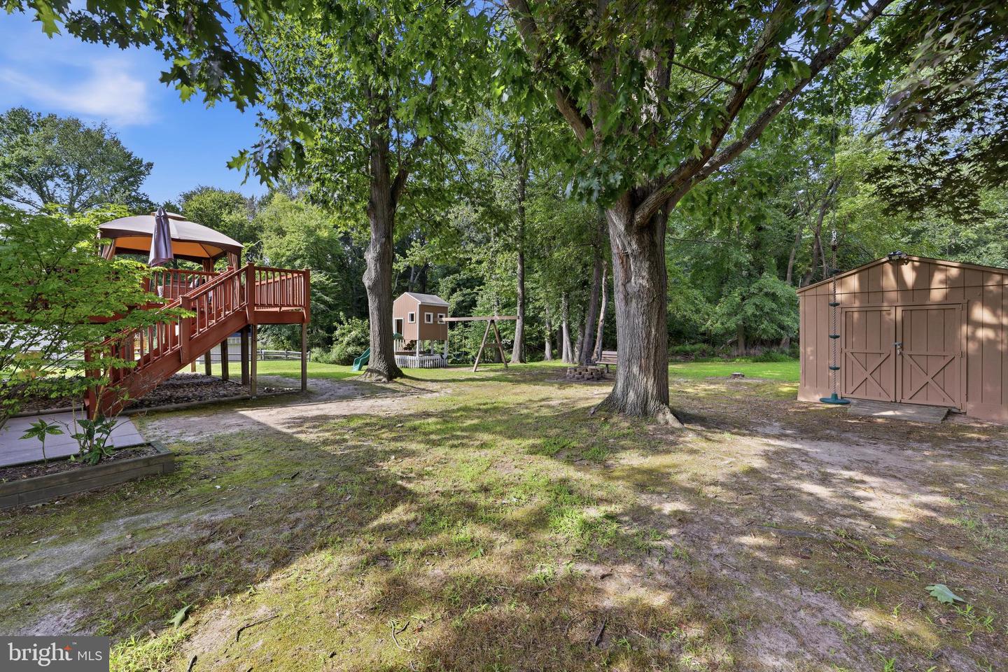 2 Woodhaven Rd Property Photo 33