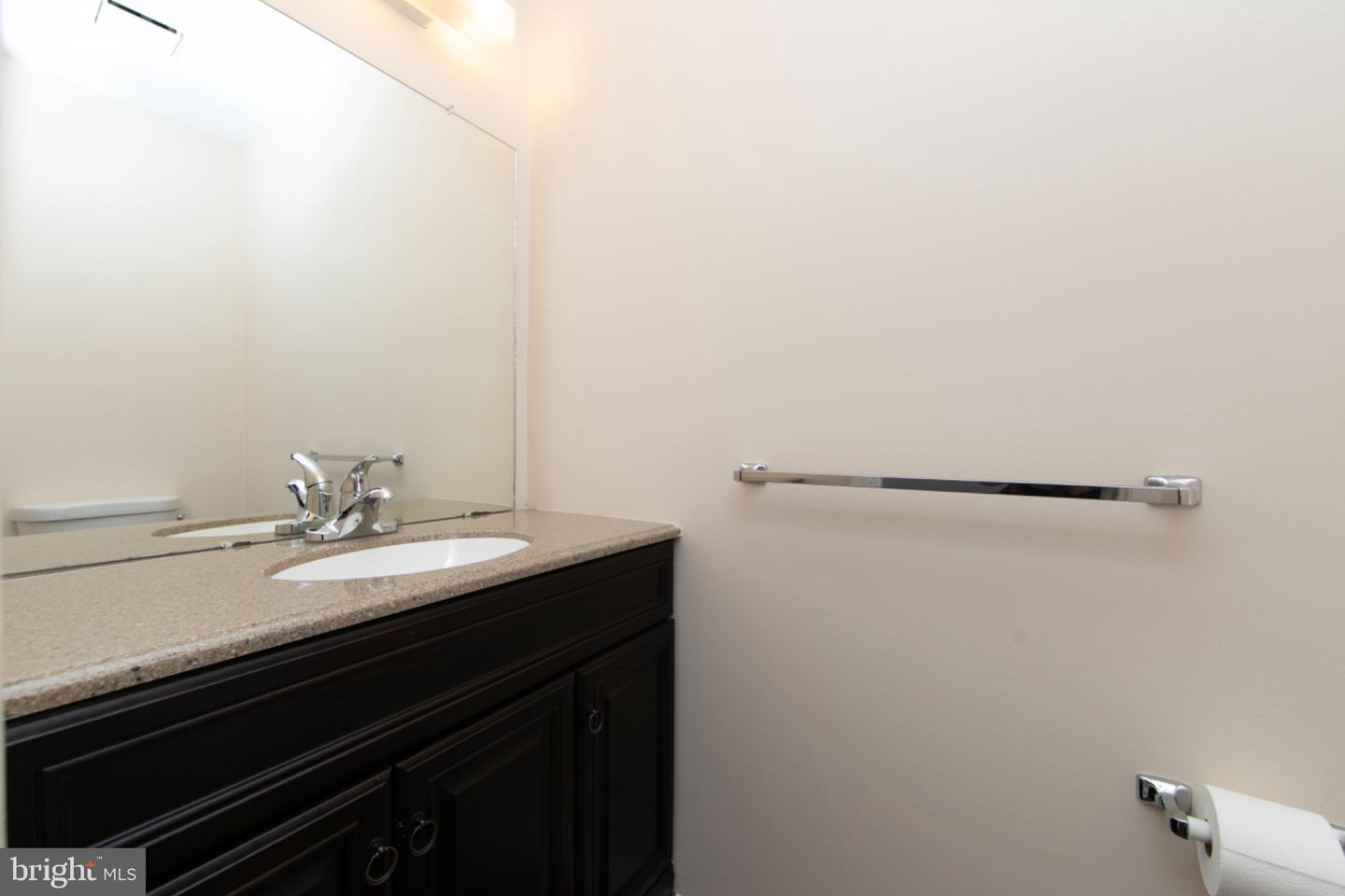 35 Crofton Commons Property Photo 14