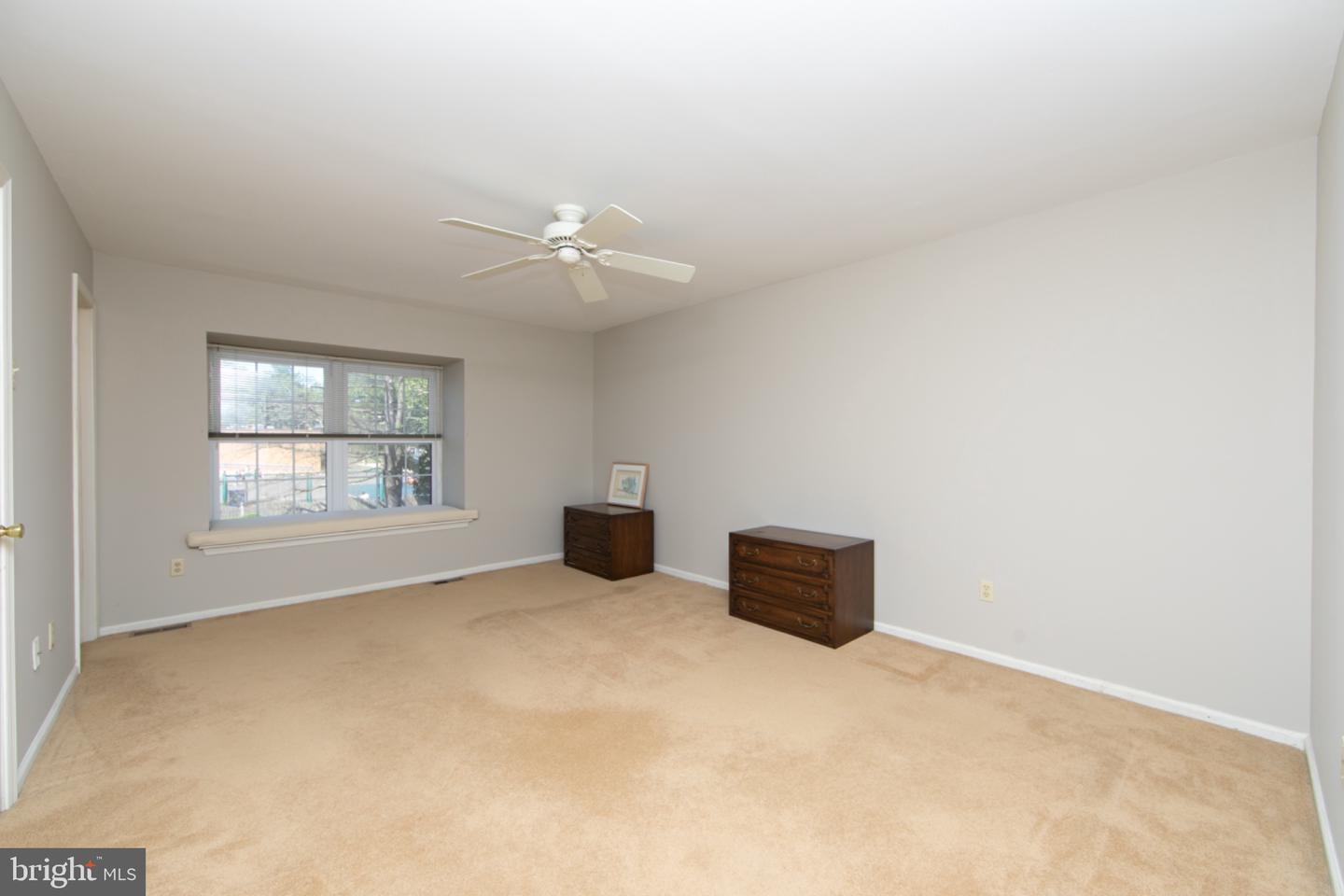 35 Crofton Commons Property Photo 15