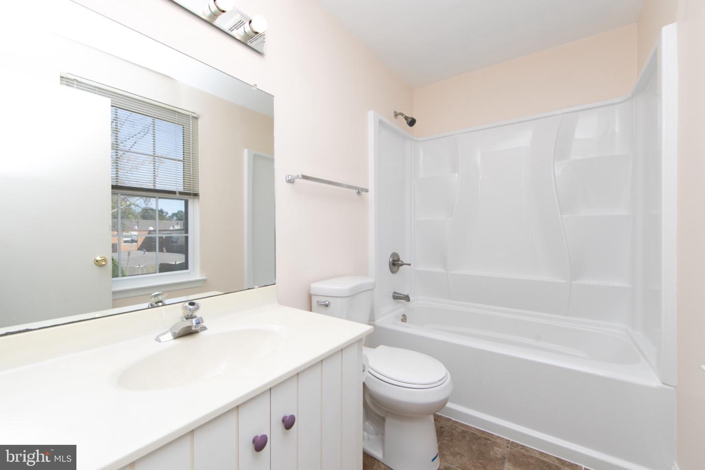 35 Crofton Commons Property Photo 19