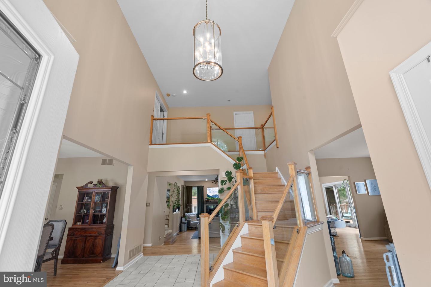 1248 Maple Ave Property Photo 6