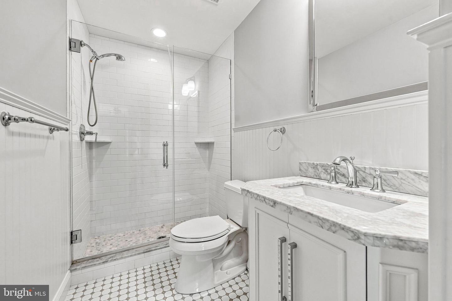 331 Ardmore Ave Property Photo 47