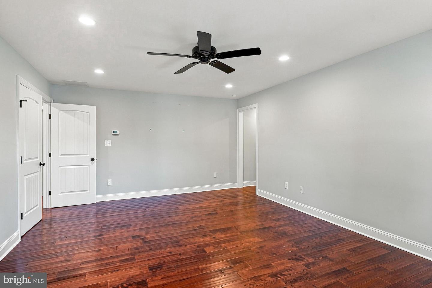 331 Ardmore Ave Property Photo 48