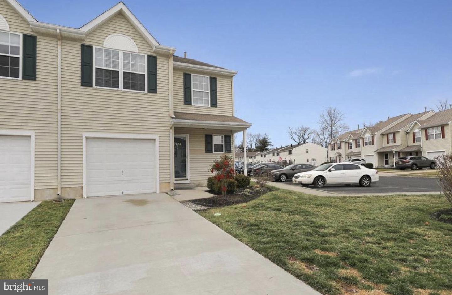 1804 MASON RUN Property Photo 1