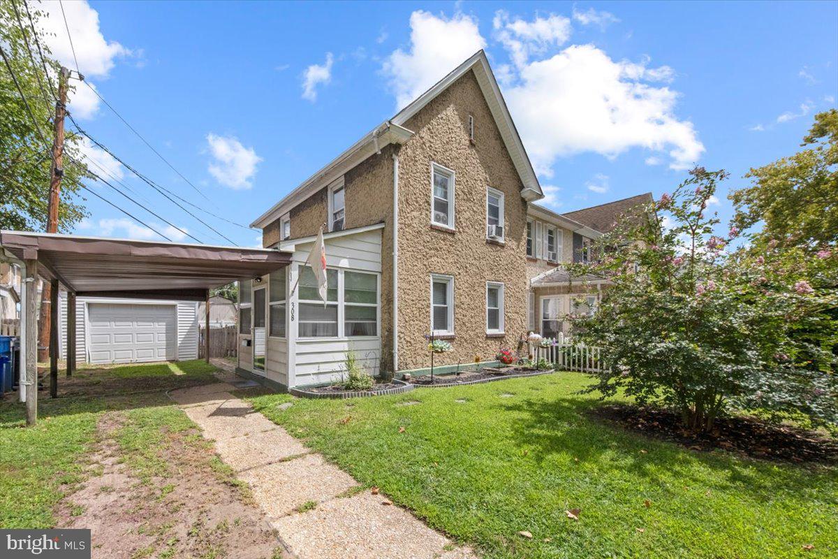 308 Paris Ave Property Photo 2