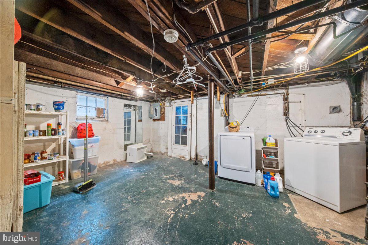 308 Paris Ave Property Photo 18