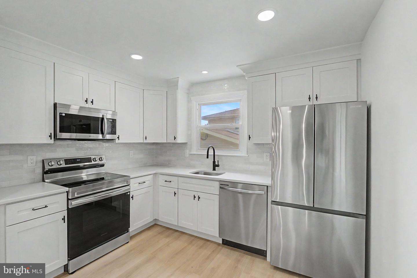 232 Winding Way Rd Property Photo 11