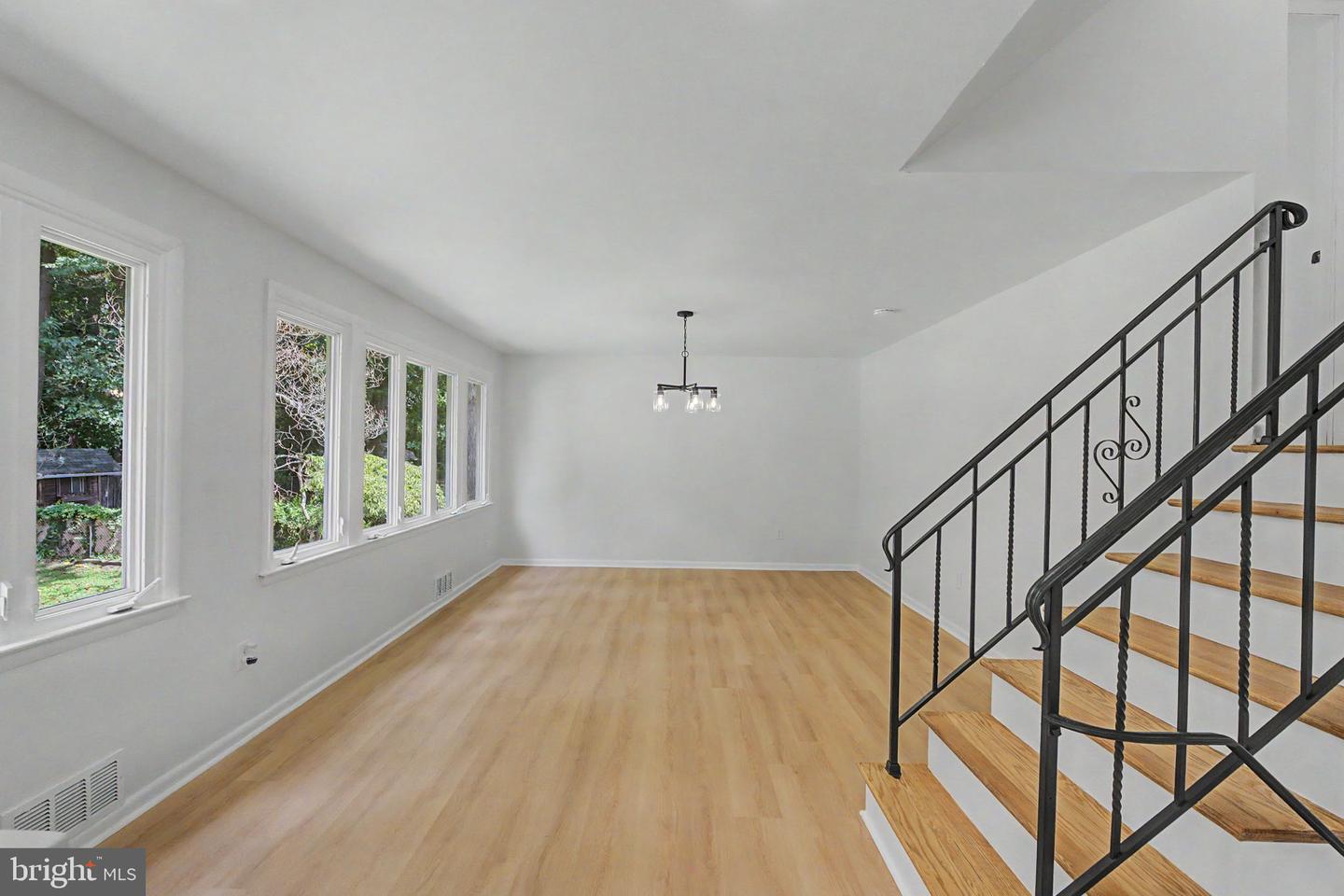 232 Winding Way Rd Property Photo 14