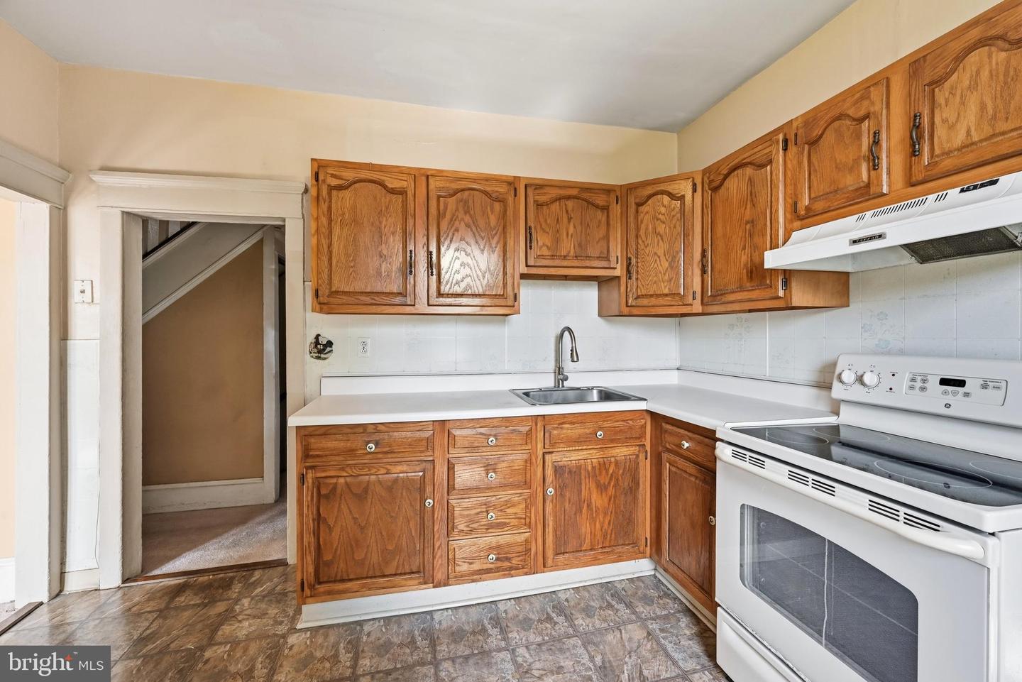 3004 Crescent Blvd Property Photo 10