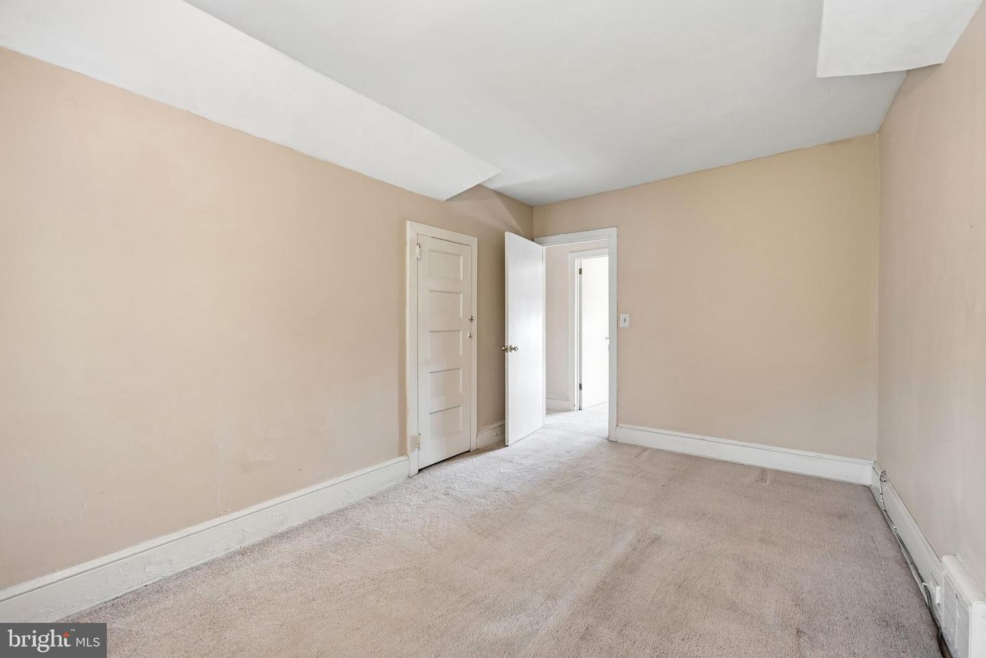 3004 Crescent Blvd Property Photo 25