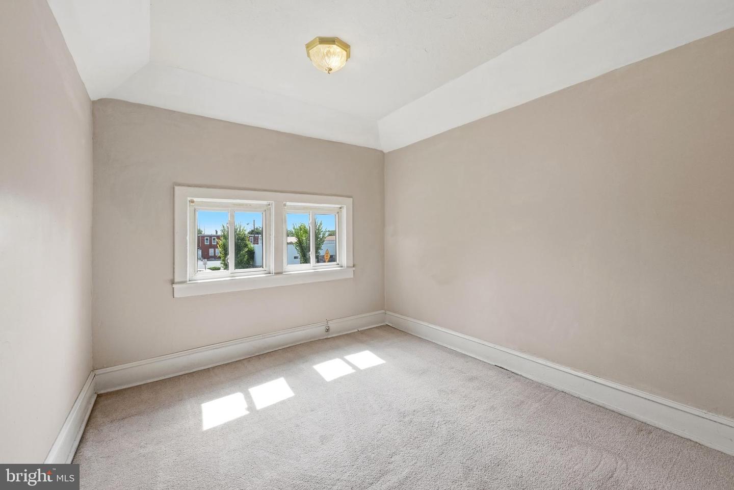 3004 Crescent Blvd Property Photo 26
