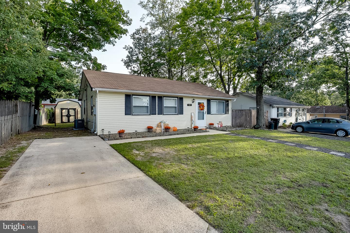 53 Delaware Ave Property Photo 3