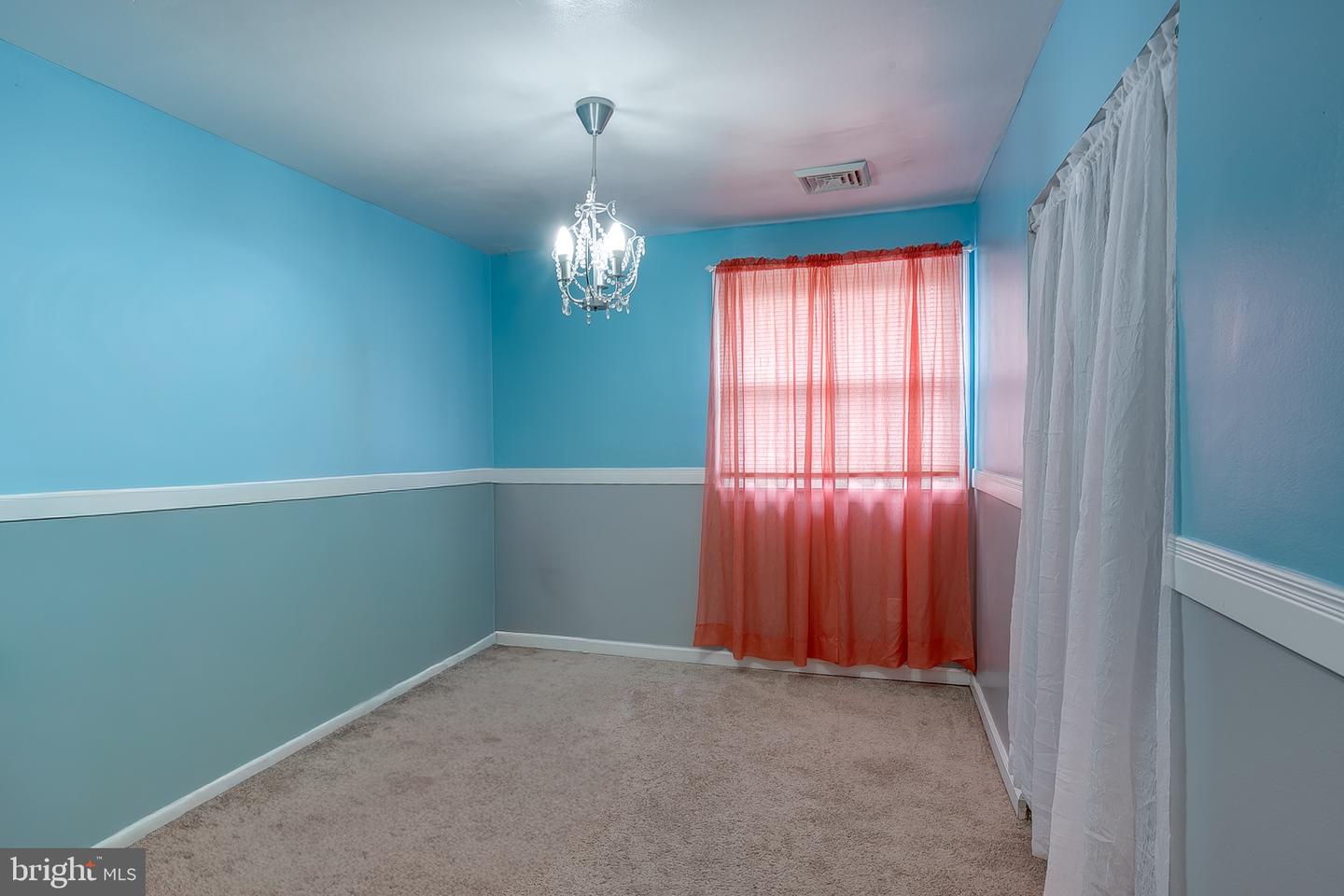53 Delaware Ave Property Photo 16