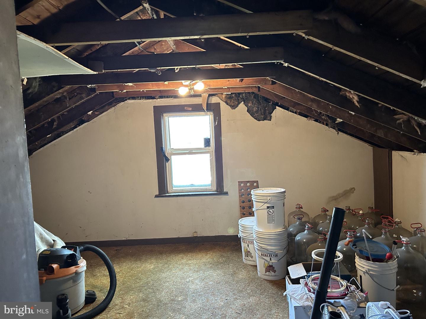 312 Stratford Ave Property Photo 16