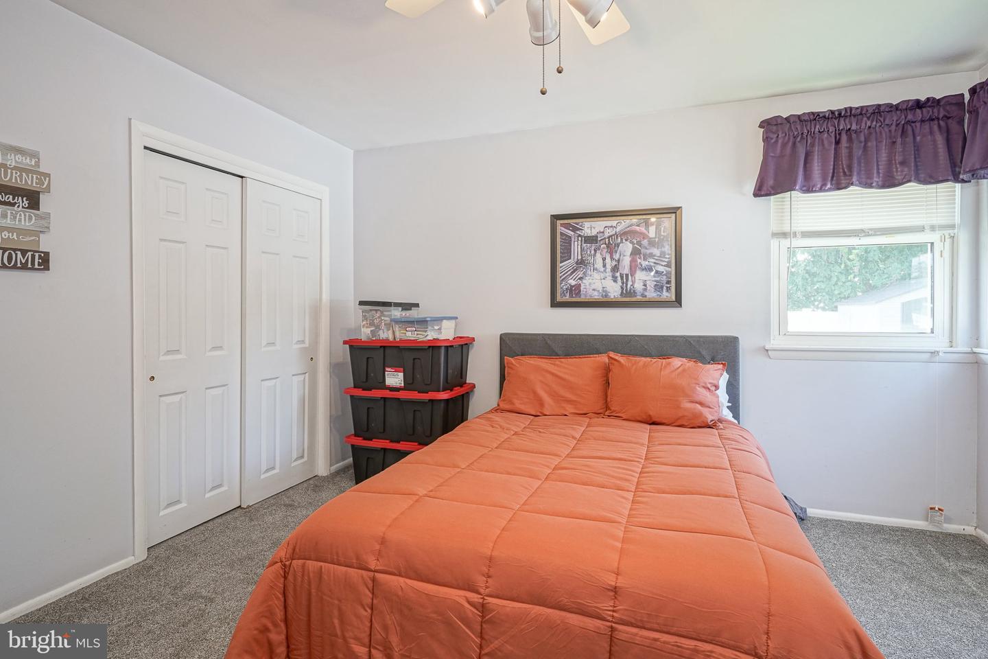 3 Pebble Ln Property Photo 30