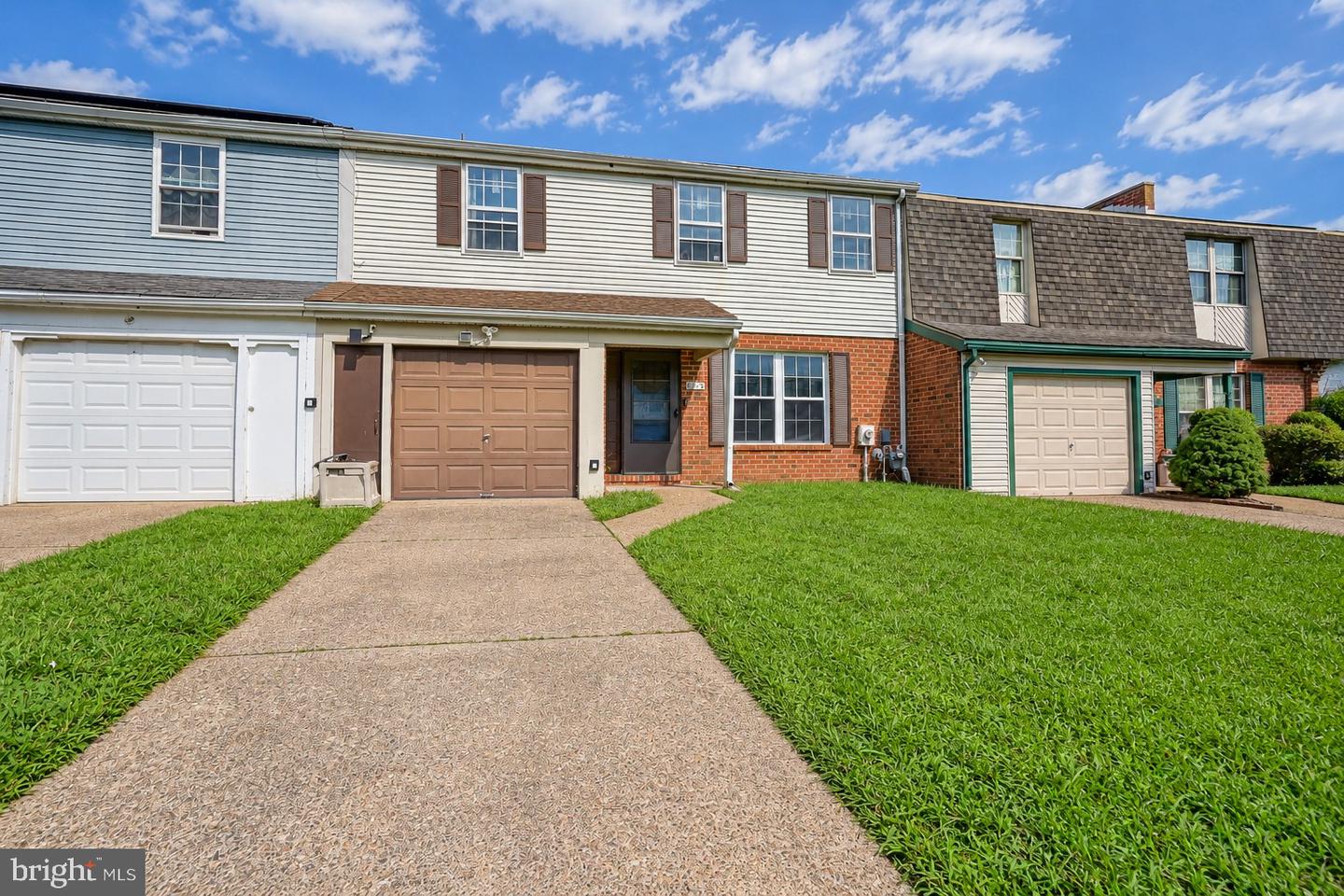 1719 Williamsburg Pl Property Photo 37