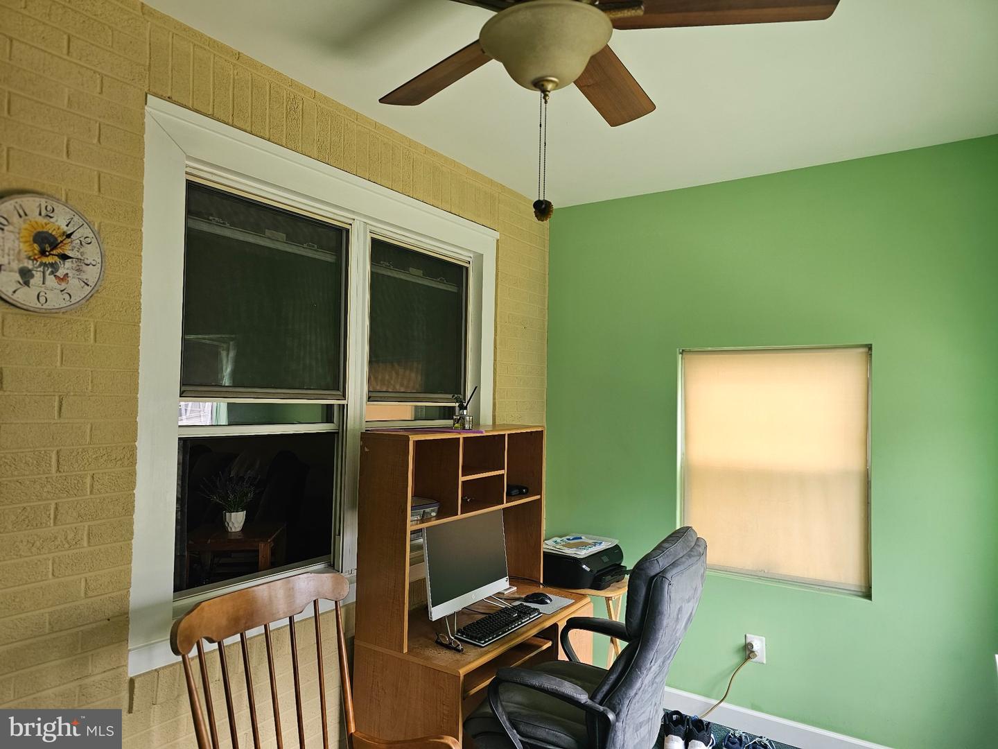 607 Hunter St Property Photo 4