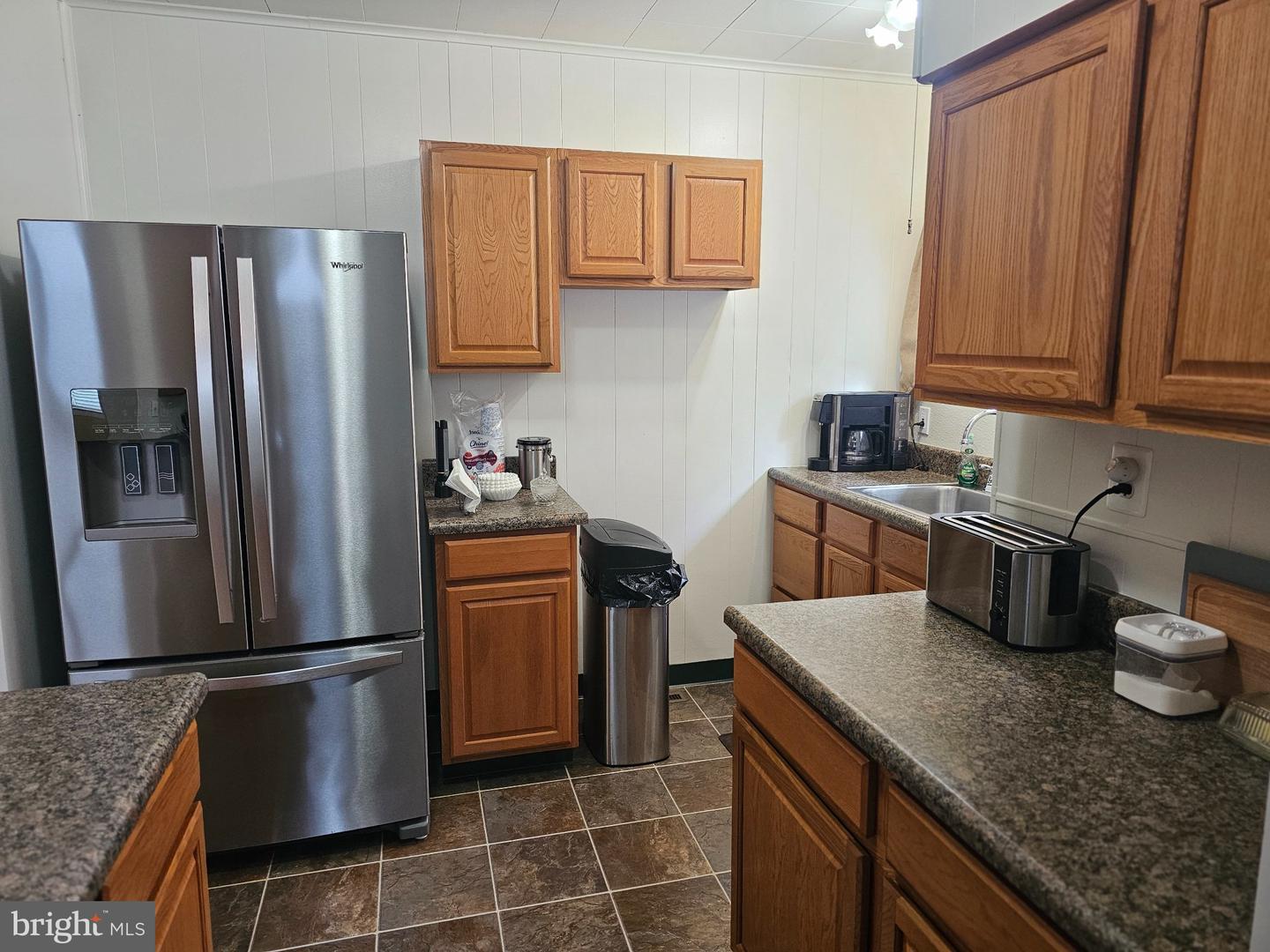 607 Hunter St Property Photo 13
