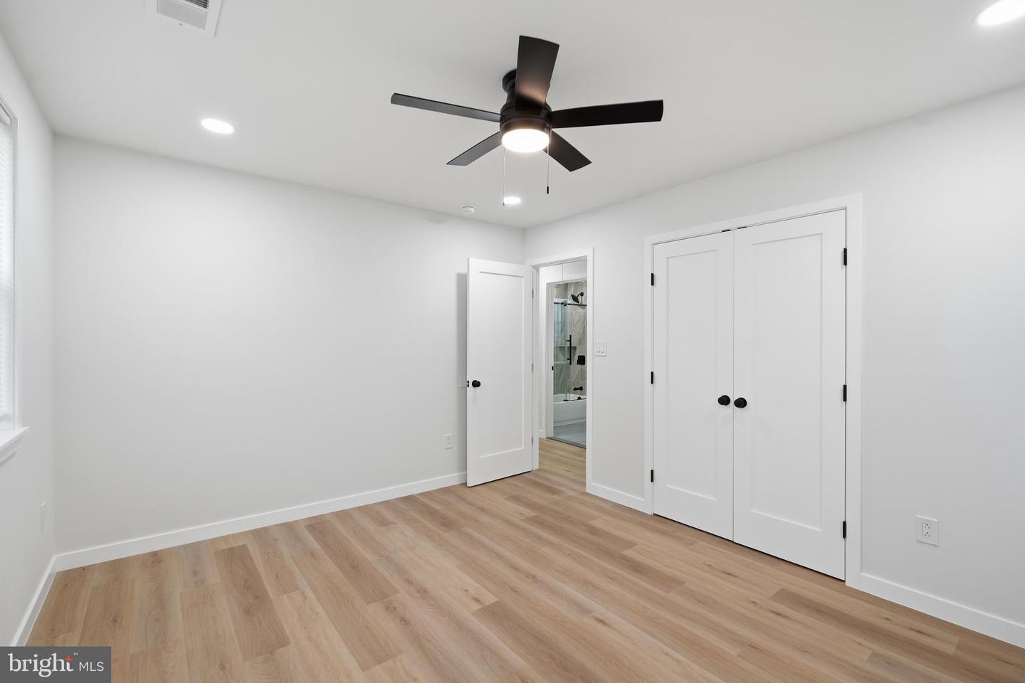 410 4th Ave Property Photo 10