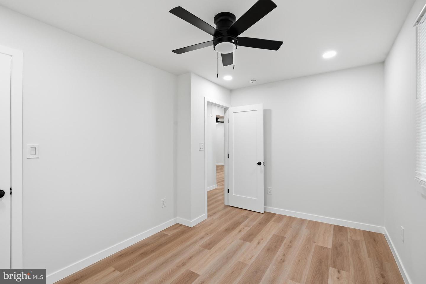 410 4th Ave Property Photo 12