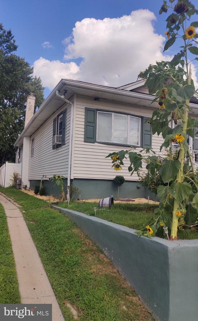 1924 Tinsman Ave Property Photo 4