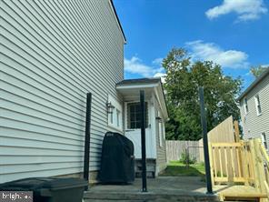 135 Potter St Property Photo 3