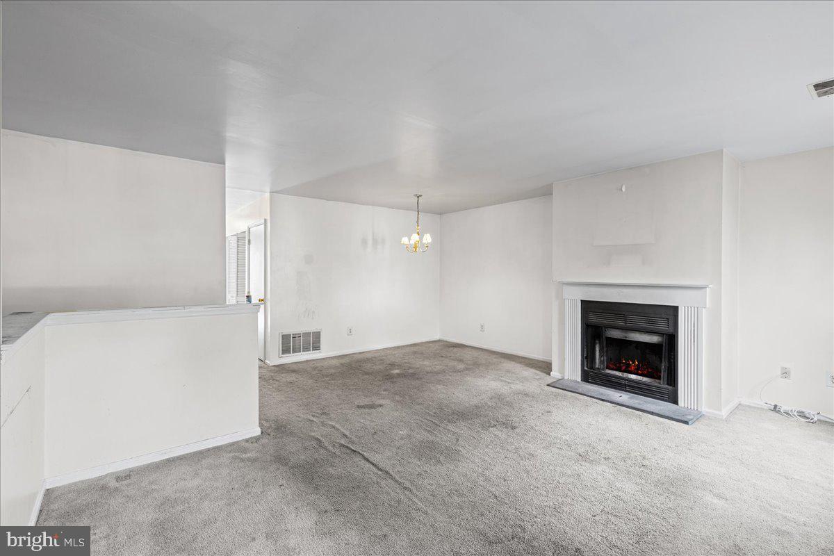 1307 Huntingdon Mews Property Photo 4