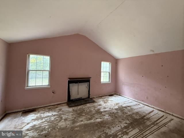 37 Ashland Ave Property Photo 5