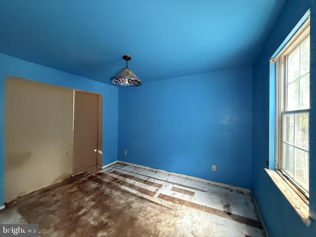 37 Ashland Ave Property Photo 6