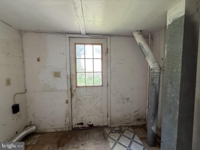 37 Ashland Ave Property Photo 8